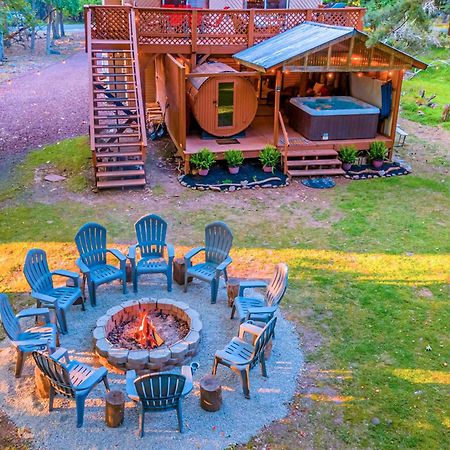 Poconos Ski Retreat With Sauna, Hot Tub, And Game Room Лейк Хармъни Екстериор снимка